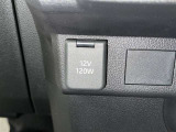 シガーソケット用の充電器が使用可能です!