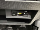 ETC車載器付きです。高速道路の料金所もスムーズに通過できます。