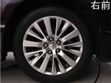 お客様のお好みの新品18インチ、19インチ、20インチホイール装着可能!ダウンサスなどローダウンも取付可能です!ヴァルドやワークなどのメーカー品も取り寄せ可能です!