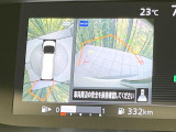 【アラウンドビューモニター】専用のカメラにより、上から見下ろしたような視点で360度クルマの周囲を確認することができます☆死角部分も確認しやすく、狭い場所での切り返しや駐車もスムーズに行えます。
