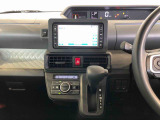 温度を設定すれば、自動で車内の温度管理をしてくれる優れものです♪ATミッションで運転楽々