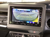 バックモニターにガイド線表示付きなので車庫入れも安心【カメラアングルは3パターンから選べます】知らない道でも安心して楽しくお出かけができます。