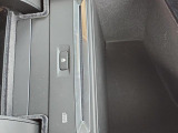 CD、DVDも再生可能。車内でエンターテイメントをお楽しみいただけます。