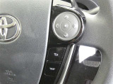 ステアリングスイッチで車両情報を切り替えて必要な必要な情報を確認したりできます。