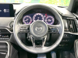【純正革巻きステアリング】上質な革を使用することで、手にしっかり馴染みとても運転しやすいハンドルです♪