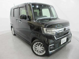 自動車保険もお任せくださいHonda自動車保険安心プランと長期プランでより一層安心をプラスしてご案内します。