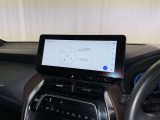 ディスプレイオーディオを装備。スマホとクルマをつなぐことで、これまでのナビに加えて、いろんなサービスが楽しめます。