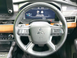 【純正革巻きステアリング】上質な革を使用することで、手にしっかり馴染みとても運転しやすいハンドルです♪