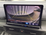 バックカメラも装備しております。車庫入れの苦手なお客様も安心!重宝してくれます!