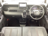 運転席の視界の広さはお車の運転のしやすさへ繋がります♪