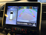 【アラウンドビューモニター】専用のカメラにより、上から見下ろしたような視点で360度クルマの周囲を確認することができます☆死角部分も確認しやすく、狭い場所での切り返しや駐車もスムーズに行えます。