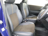 高いホールド性で運転姿勢が安定します。長距離ドライブでも疲れにくいのが魅力です。快適なドライビングライフをお送りください♪