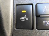 運転席には、シートヒーターを装備しています。冬場は必需品です!