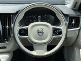 V90 D4 モメンタム ディーゼル 本革シート ワンオーナー
