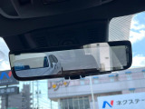 【デジタルインナーミラー】後席の大きな荷物や同乗者で後方が確認しづらい時でも安心!カメラが撮影した車両後方の映像をルームミラー内に表示。クリアな視界で状況の確認が可能です!