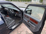 運転席ドア開口部。