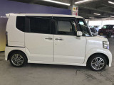 エンジンルーム、室内、クリーニング済みです。厳選したお車を屋内展示場にて展示中☆車両品質には自信がございます!ぜひ一度ご来店ください!!