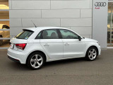 A1スポーツバック 1.0 TFSI スポーツ 