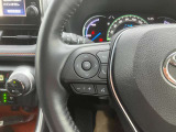 ステアリングスイッチが付いているので、運転中でも音量調整やチャンネル変更がスムーズにできちゃいます♪