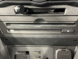 各種オーディオ再生機能も充実しており、お車の運転がさらに楽しくなります!!
