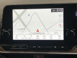 メーカーナビ(NissanConenectナビゲーションシステム)プロパイロットとリンクするナビゲーションシステム。9インチの高解像度モニターを搭載し、スマートフォンのワイヤレス充電など対応!