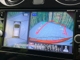 【アラウンドビューモニター】専用のカメラにより、上から見下ろしたような視点で360度クルマの周囲を確認することができます☆死角部分も確認しやすく、狭い場所での切り返しや駐車もスムーズに行えます。