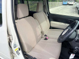 シート部へ汚れのある車両となります。写真を掲載しておりますので併せてご確認ください。