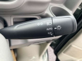 運転席から操作しやすい位置に配備されています♪