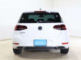 ご納車前にエンジンオイル、オイルフィルター、ワイパーブレードゴムを交換致しますので、ご安心してご納車時よりお乗り頂けます。