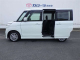 パワースライドドアです。ドアを開けた状態です。開口部が広いので乗り降りしやすいです♪