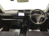 毎日仕事で使い、車内で過ごす時間が長いことを考慮し、シートの座り心地や空調のよさなどを徹底して追求しています!