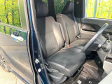 運転席シート廻りは使用感も少なく、良好な状態となっています。丁寧に使われていたことがよくわかりますね。