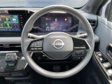 周囲が広く見わたせて運転しやすく室内も広々★