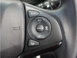 ◆アダプティブクルーズコントロール◆予め設定した車速内でクルマが自動的に加減速。前走車との適切な車間距離を維持しながら追従走行します。【LKAS】車線維持支援システムでステアリング操作を支援。