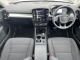 XC40 B4 モメンタム 