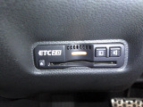 ETC付。高速道路の料金所はキャッシュレスで通過です。サービスエリア等にあるスマートインターの出入りも利用可能でとっても便利。ご納車後すぐにお使い頂けるようセットアップしてのお渡しとなります。