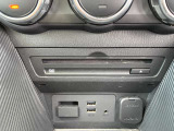 CD,DVD,USB,Bluetooth、AUXと多彩なジャンルからご利用いただけます!
