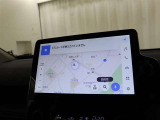 スマホをクルマとつなぐだけで、おなじみのアプリをディスプレイオーディオ上で気軽に使えるようになります。スマホと同じ感覚の画面タッチ操作はもちろん、ハンズフリー通話や各種機能を音声操作出来ます(^^)/