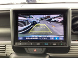 リアカメラ装備です♪狭い場所での駐車や雨の日・夜間など視界の悪いコンディションでのストレスの軽減にもなります!