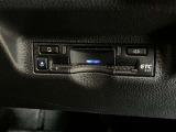 ビルトインタイプのETCが搭載されています。高速道路の料金所もスムーズに通過できます。