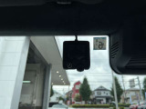 リバース連動型のバックカメラは、精度が良く、バックや縦列駐車もストレスなく止められます。カメラの性能も日々進化しており画質には私たちも驚かされます。ぜひ実車でのご確認をお願い致します。