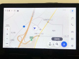 【10.5インチディスプレイオーディオ】各種オーディオ機能とスマホ連携機能を搭載。コネクティッドナビ対応。車載ナビ機能も搭載。機能の詳細につきましては、展示店舗までお尋ねください。