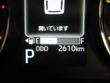 たとえばダイハツのお店にある、たくさんのスマアシ搭載車は、正常に作動する事をしっかり確認します。