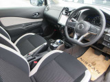 視界が良く運転性の良いフロントシート