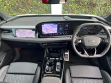 Audiのインテリアはエクステリア同様、優れたデザイン性とクオリティ、そして機能性を兼ね備えております。