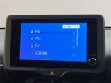 当店ではトヨタauショップ併設しております。お車と一緒にau携帯の機種変更も可能です♪また、自動車保険も取り扱っております。車の支払いと自動車保険の支払いをまとめてお支払い可能なプランもあります♪