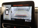 バックガイドモニターで、後方を確認しながら安心して駐車することができます。運転初心者も熟練者も必須の機能ですよ!
