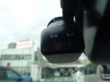 運転状況を、映像と音で記録する日産オリジナルドライブレコ-ダ-。設定・画像の再生などをスマ-トフォンのアプリから簡単に操作が行えます。お問い合わせは03-5672-1023へ