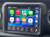 ●Apple Car Play:スマホとの有線接続で、ナビ・オーディオ再生などスマホのアプリ機能が画面でも使える便利機能です!