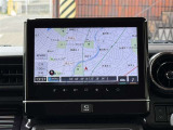 全方位モニター付きメモリーナビ搭載です。